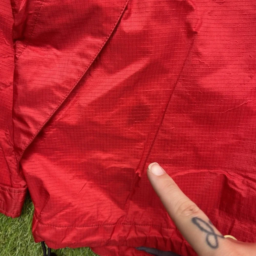 The North Face Goretex Jacket Mens Large Activent Red Hiking Outdoor Gorpcore